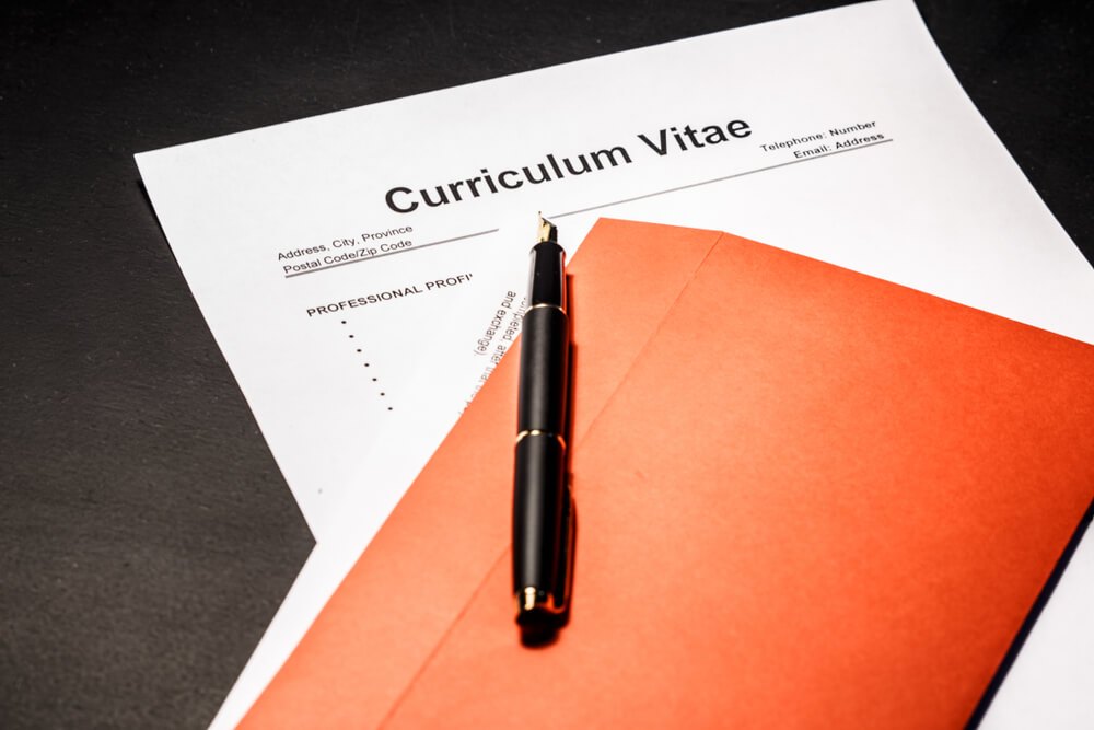 Fjalët kyçe që duhet t'i shtoni në CV