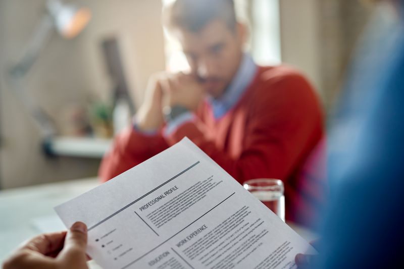 Ju duhet ta përditësoni CV-në tuaj edhe nëse nuk po kërkoni punë të re